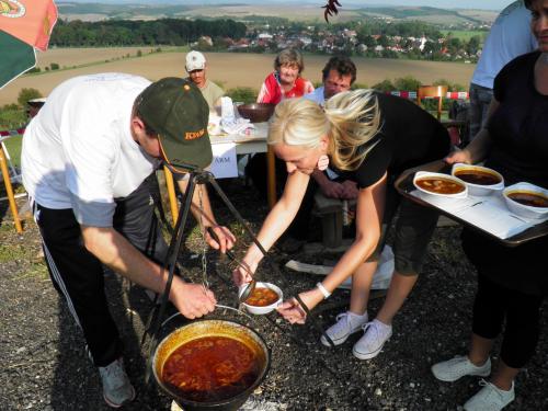 Súťaž vo varení guláša 2014 / Gulyásfőző verseny 2014